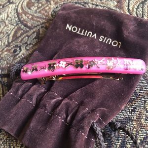 Broche Louis Vuitton